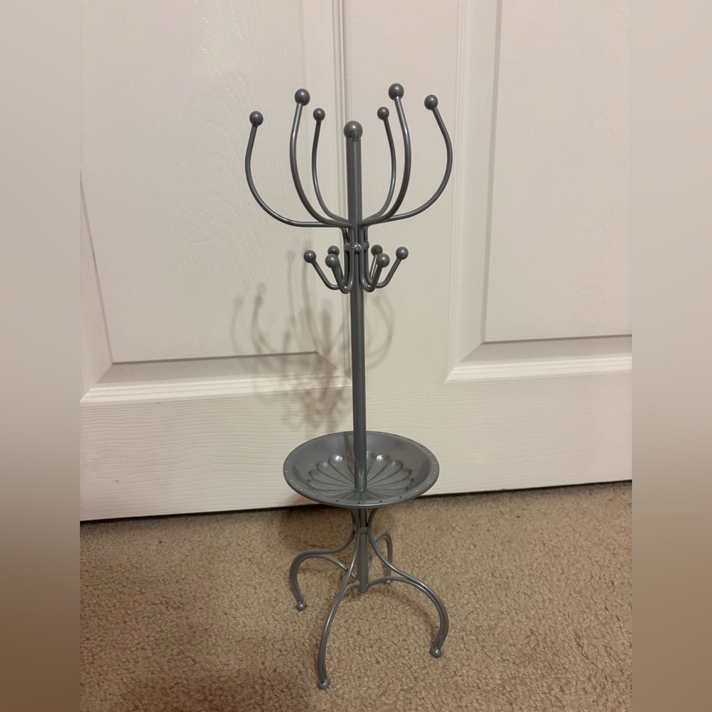 Elegant Gray Jewelry Holder Stand